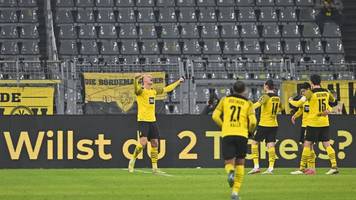 Dortmund verkürzt Rückstand auf Bayern: 5:1 gegen Freiburg